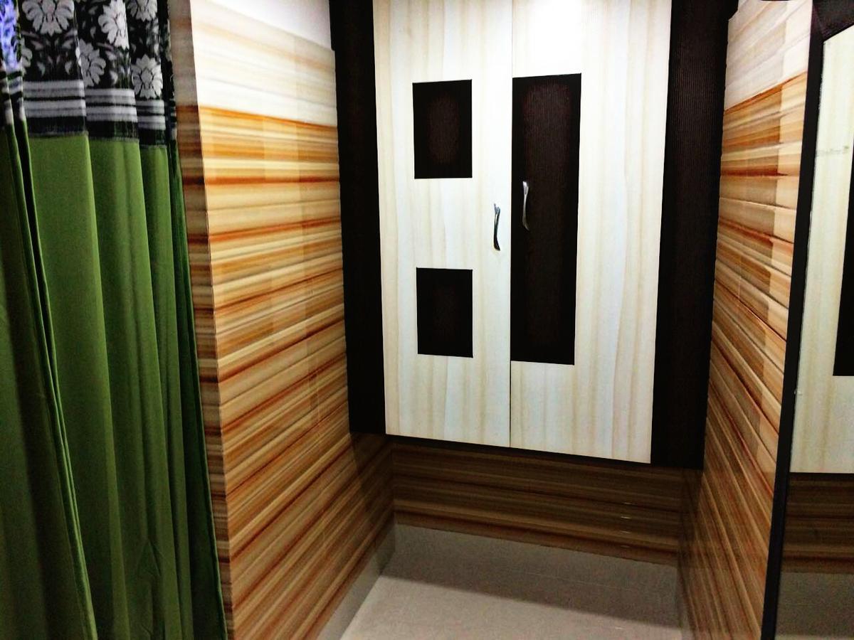 Oyo 16064 Tirupati Lodge Siliguri Zewnętrze zdjęcie
